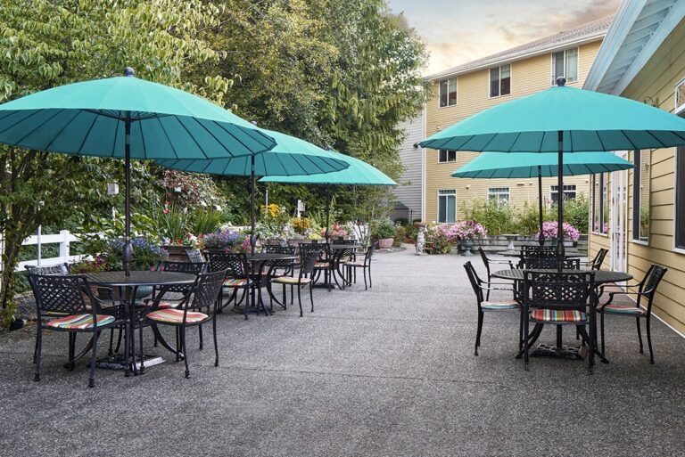 MorningStar Senior Living at Silver Lake