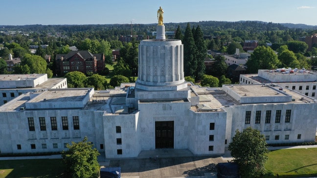 Salem oregon capital building