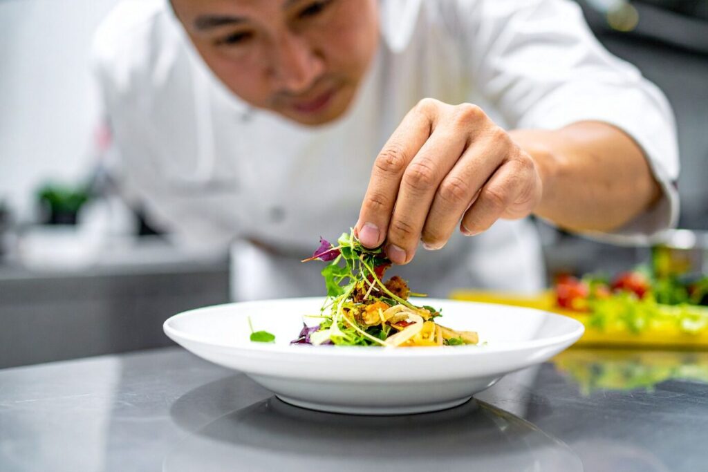 senior living dining