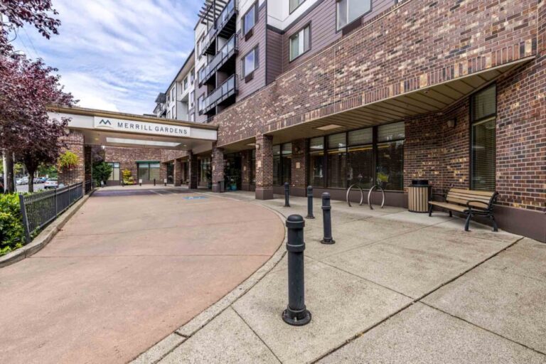 Merrill Gardens At Renton Centre